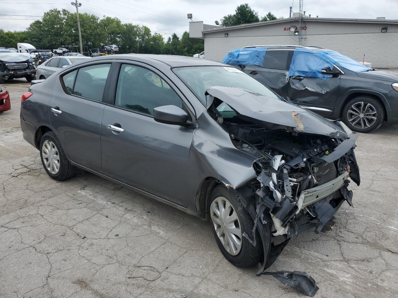 2018 Nissan Versa - Image 4