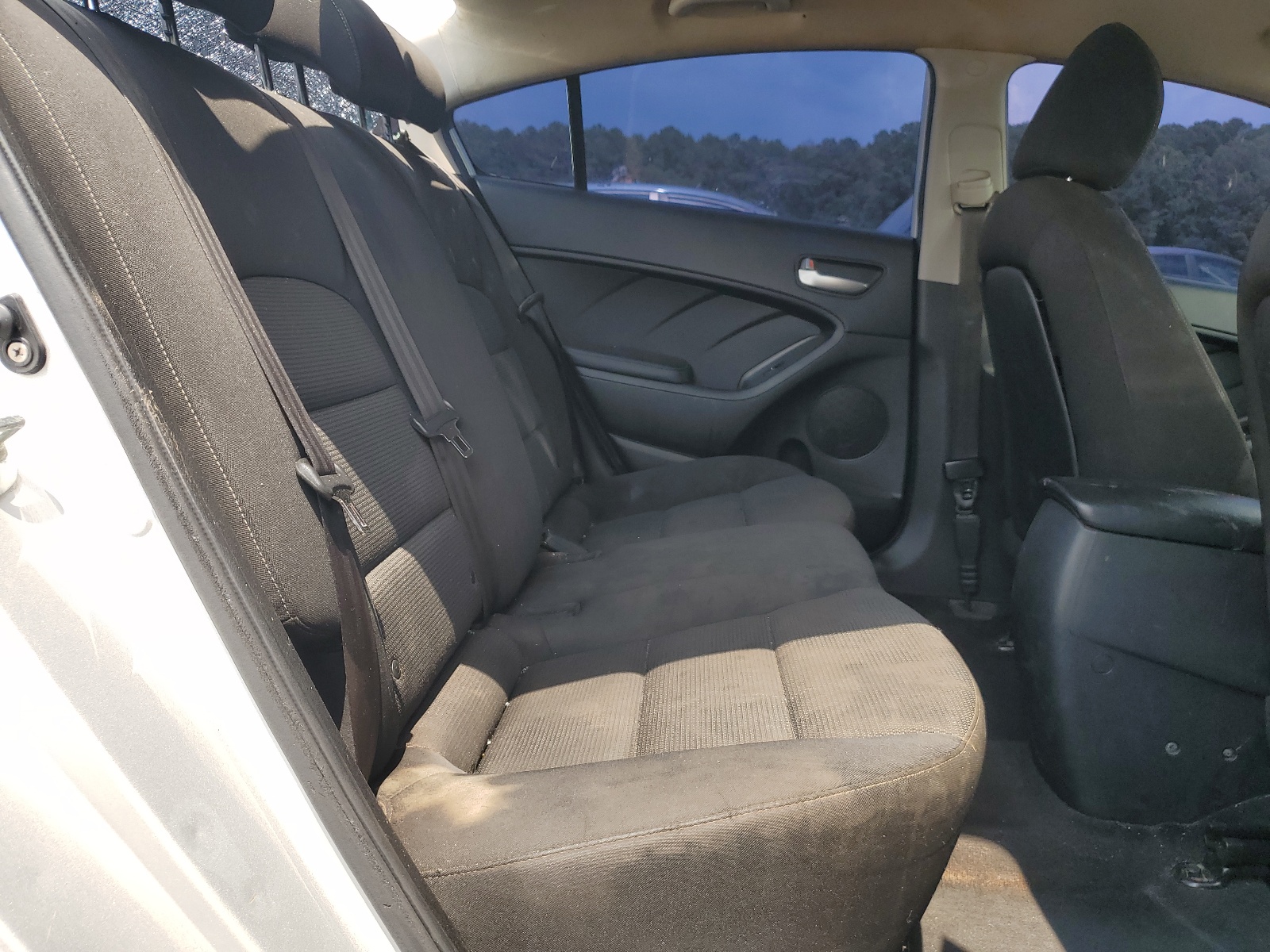 3KPFK4A79HE019043 2017 Kia Forte Lx