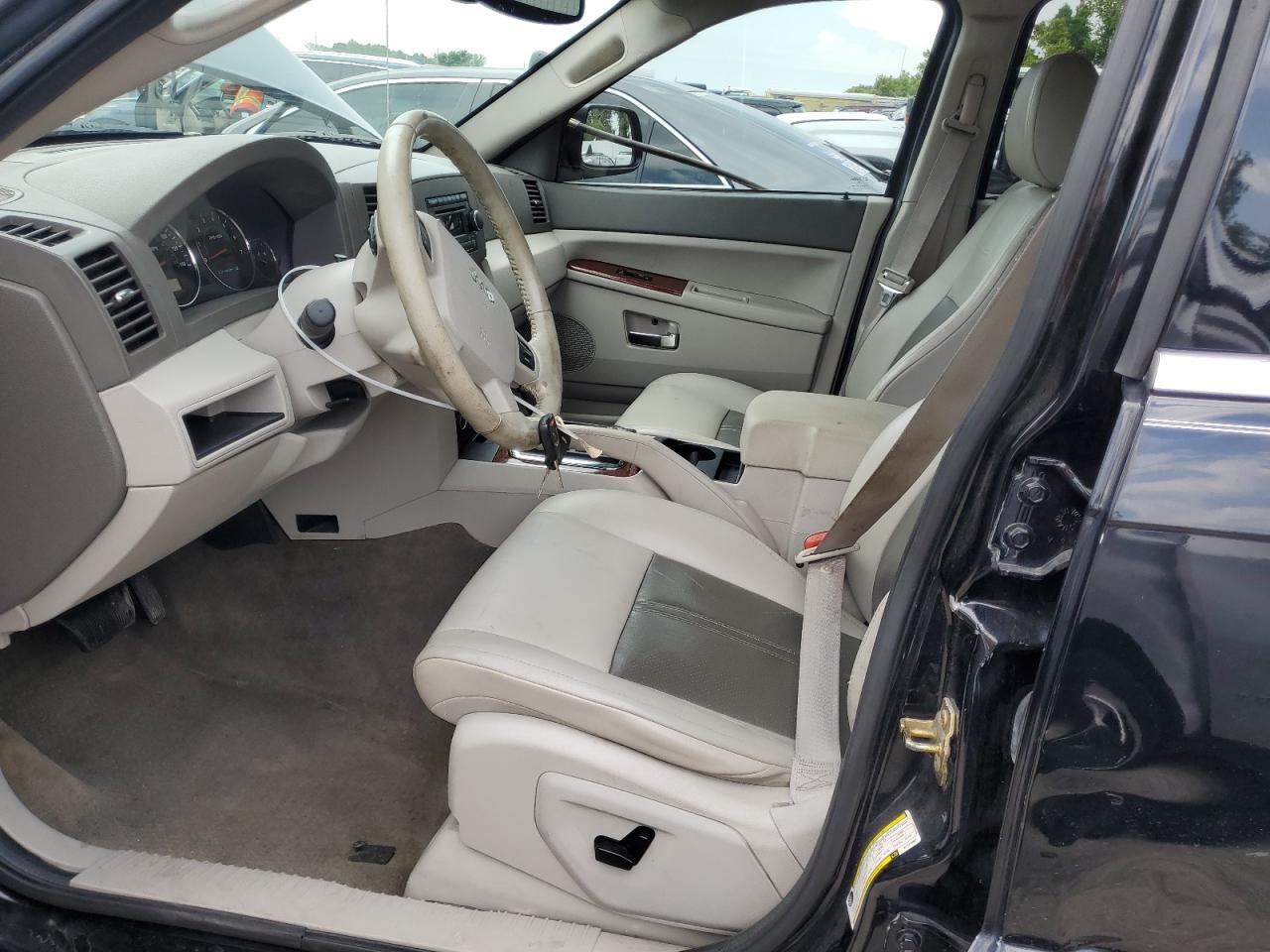 2006 Jeep Grand Cherokee Limited VIN: 1J4HR58276C311082 Lot: 65387244