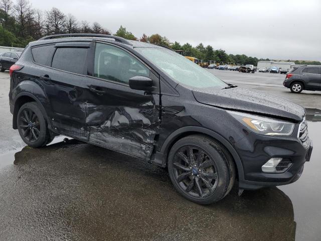  FORD ESCAPE 2019 Черный