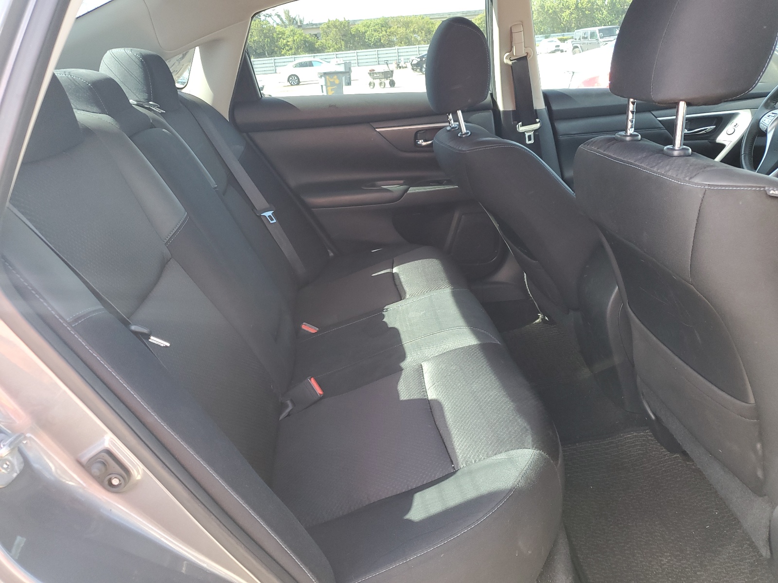 2016 Nissan Altima 2.5 vin: 1N4AL3AP8GC273355