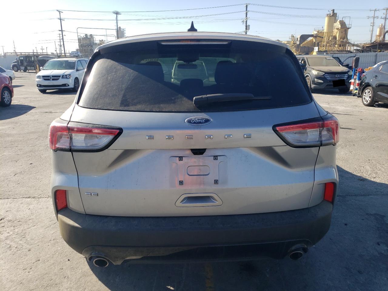 2022 Ford Escape Se VIN: 1FMCU0G64NUB34355 Lot: 63101214