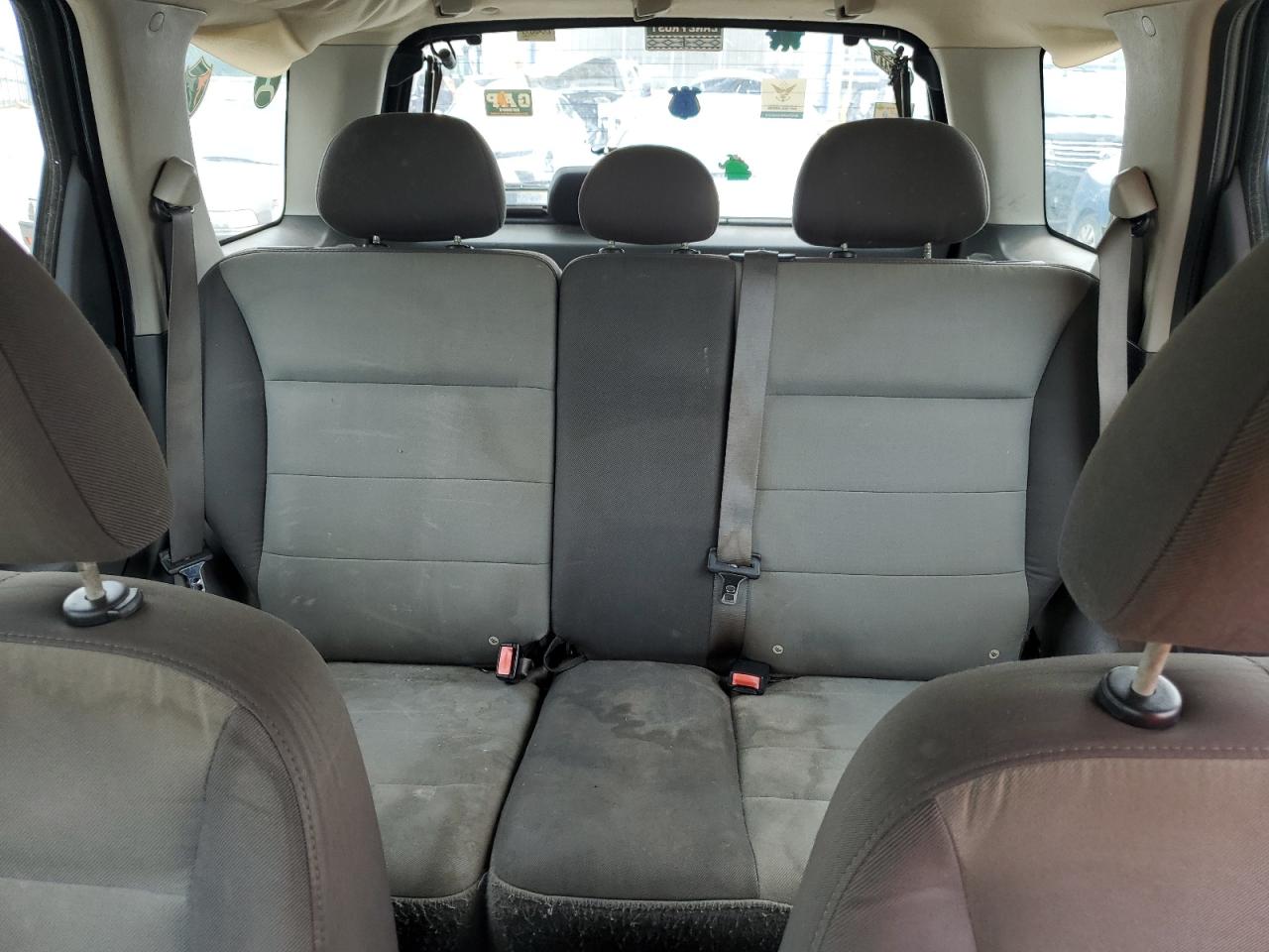 2005 Ford Escape Xls VIN: 1FMYU92Z75KA30983 Lot: 64454694