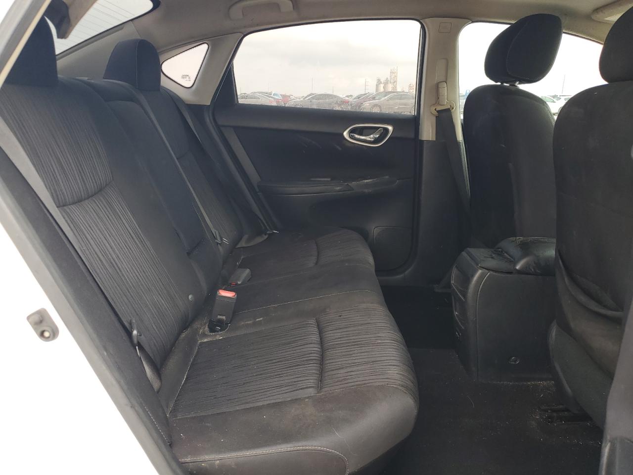 2019 Nissan Sentra - Image 10