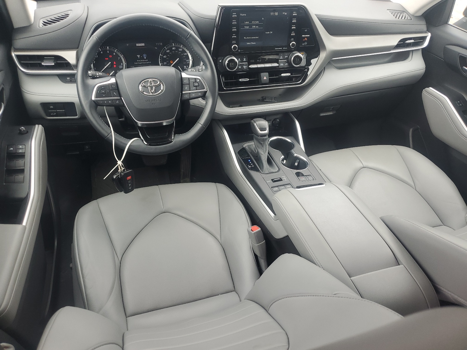 5TDGZRBH4MS071345 2021 Toyota Highlander Xle