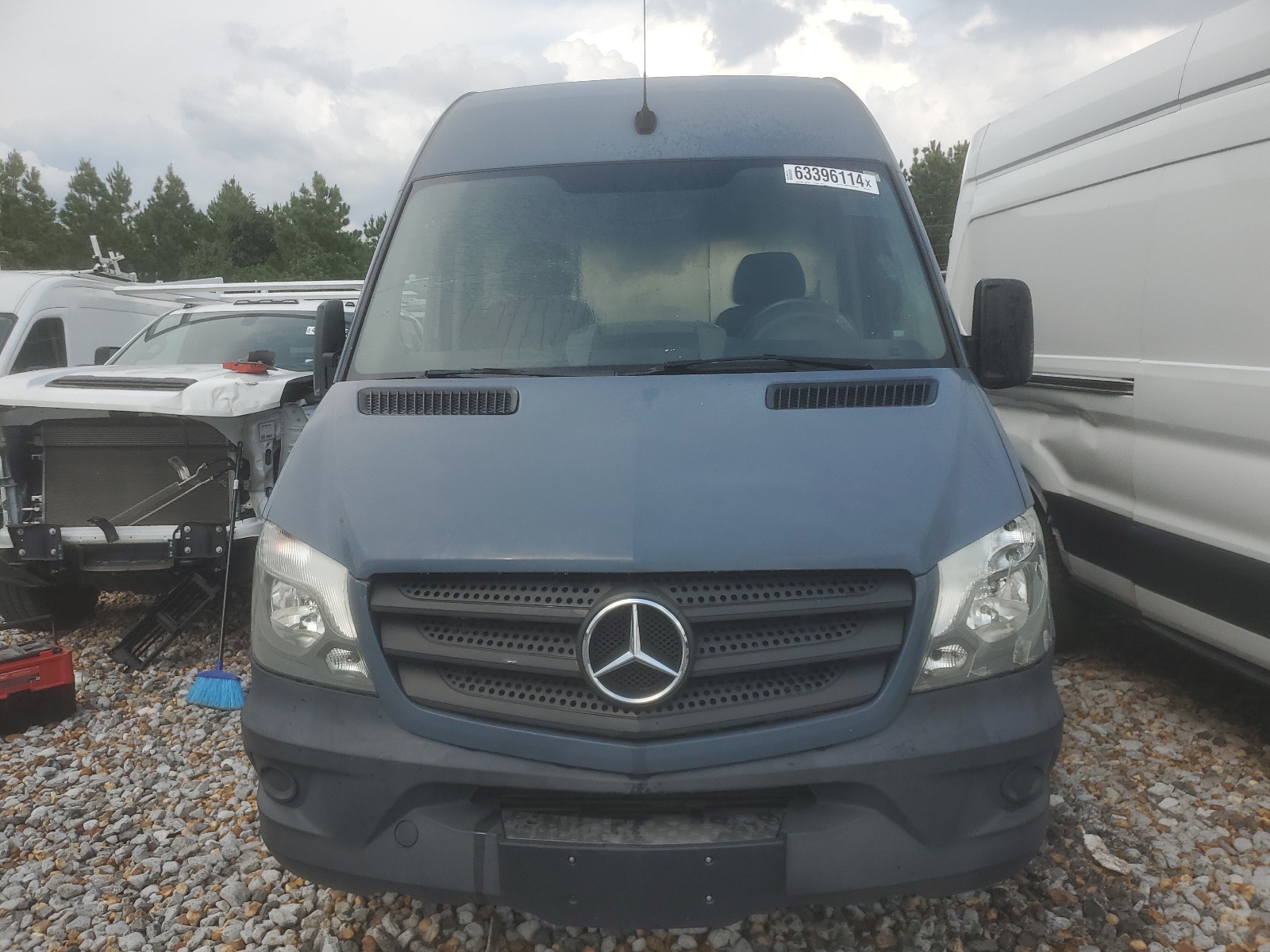 2018 Mercedes-Benz Sprinter 2500 vin: WD3PE7CD0JP635875