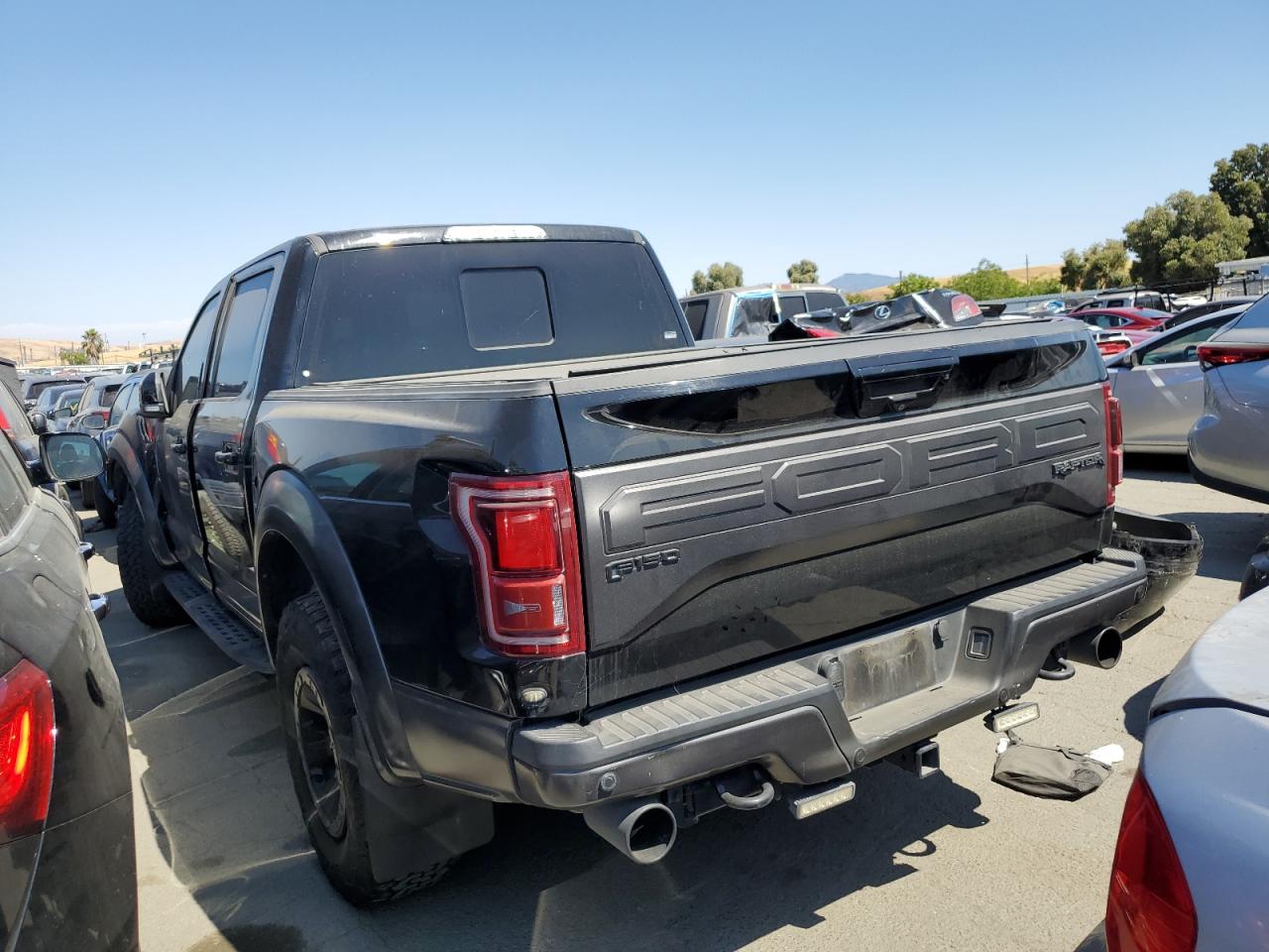 1FTFW1RG5JFB29333 2018 FORD F-150 - Image 2