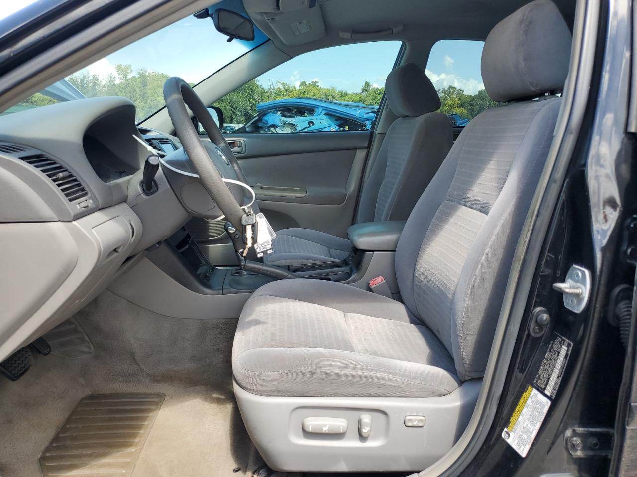 2005 Toyota Camry Le VIN: 4T1BE32K75U593331 Lot: 62934274