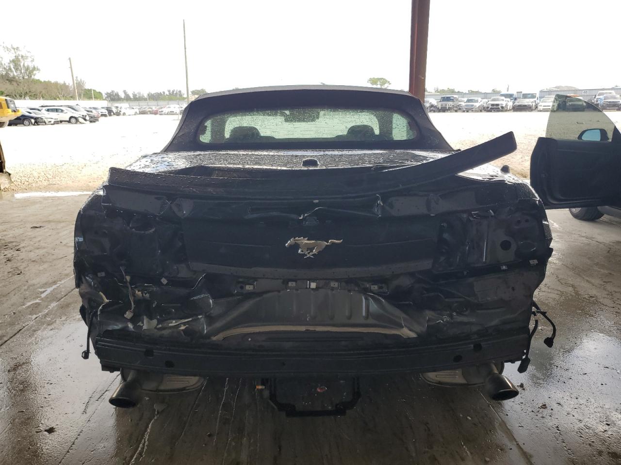 2022 Ford Mustang VIN: 1FATP8UH5N5125051 Lot: 63618554