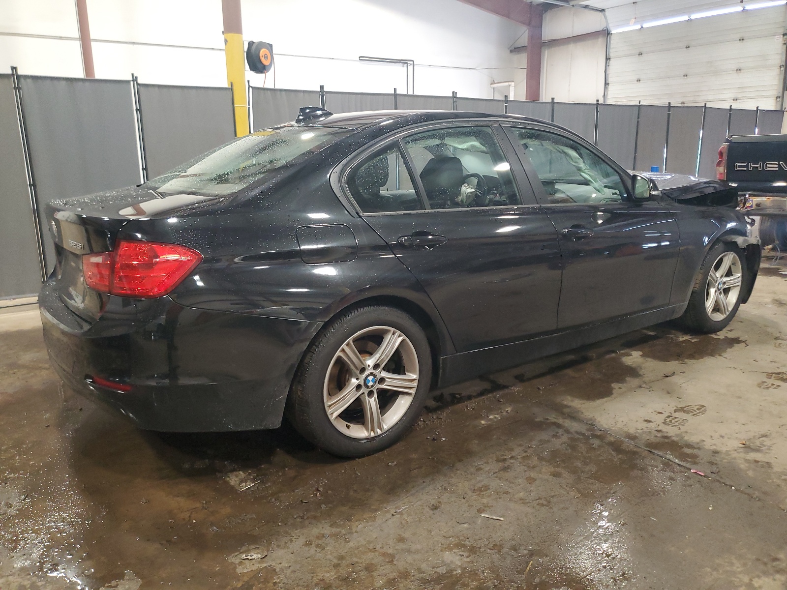 2014 BMW 328 Xi Sulev vin: WBA3B5G55ENS08582