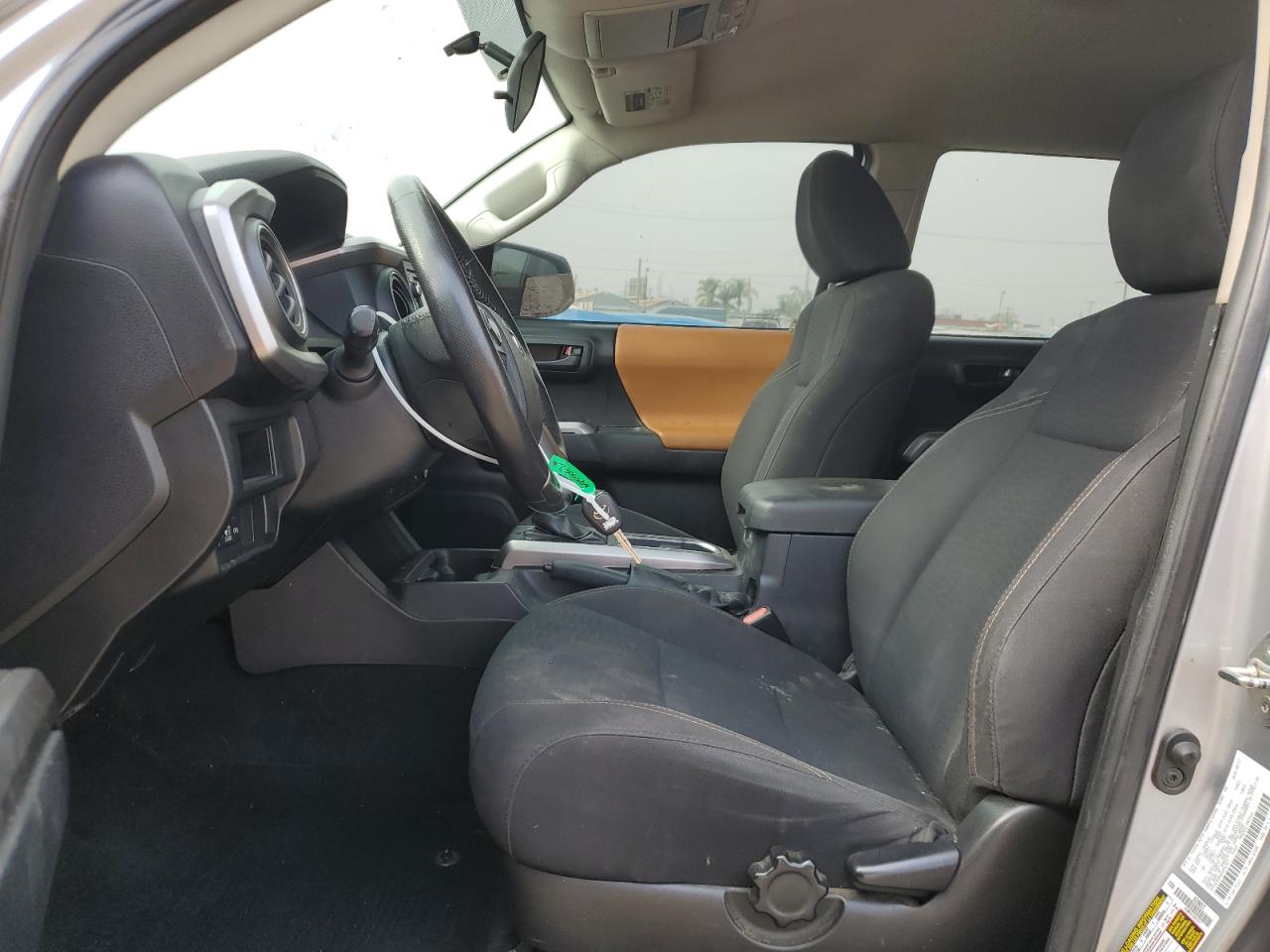 2017 Toyota Tacoma Double Cab VIN: 5TFAX5GN4HX092327 Lot: 62397014