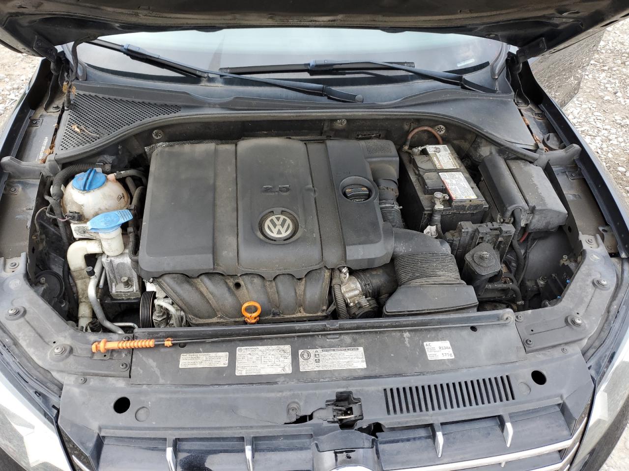 2013 Volkswagen Passat Sel VIN: 1VWCH7A35DC029065 Lot: 64450884