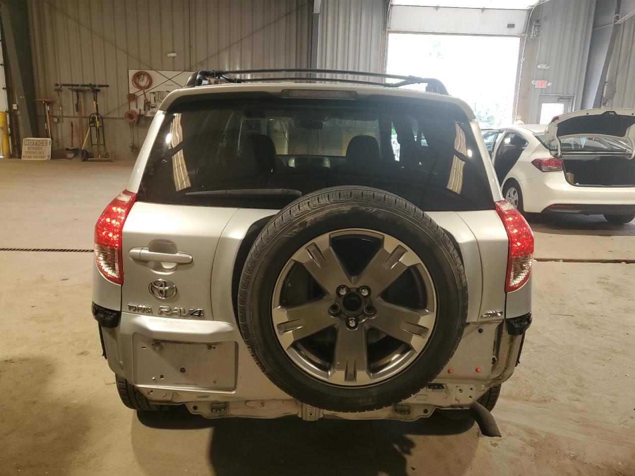 JTMBK32V886042096 2008 Toyota Rav4 Sport