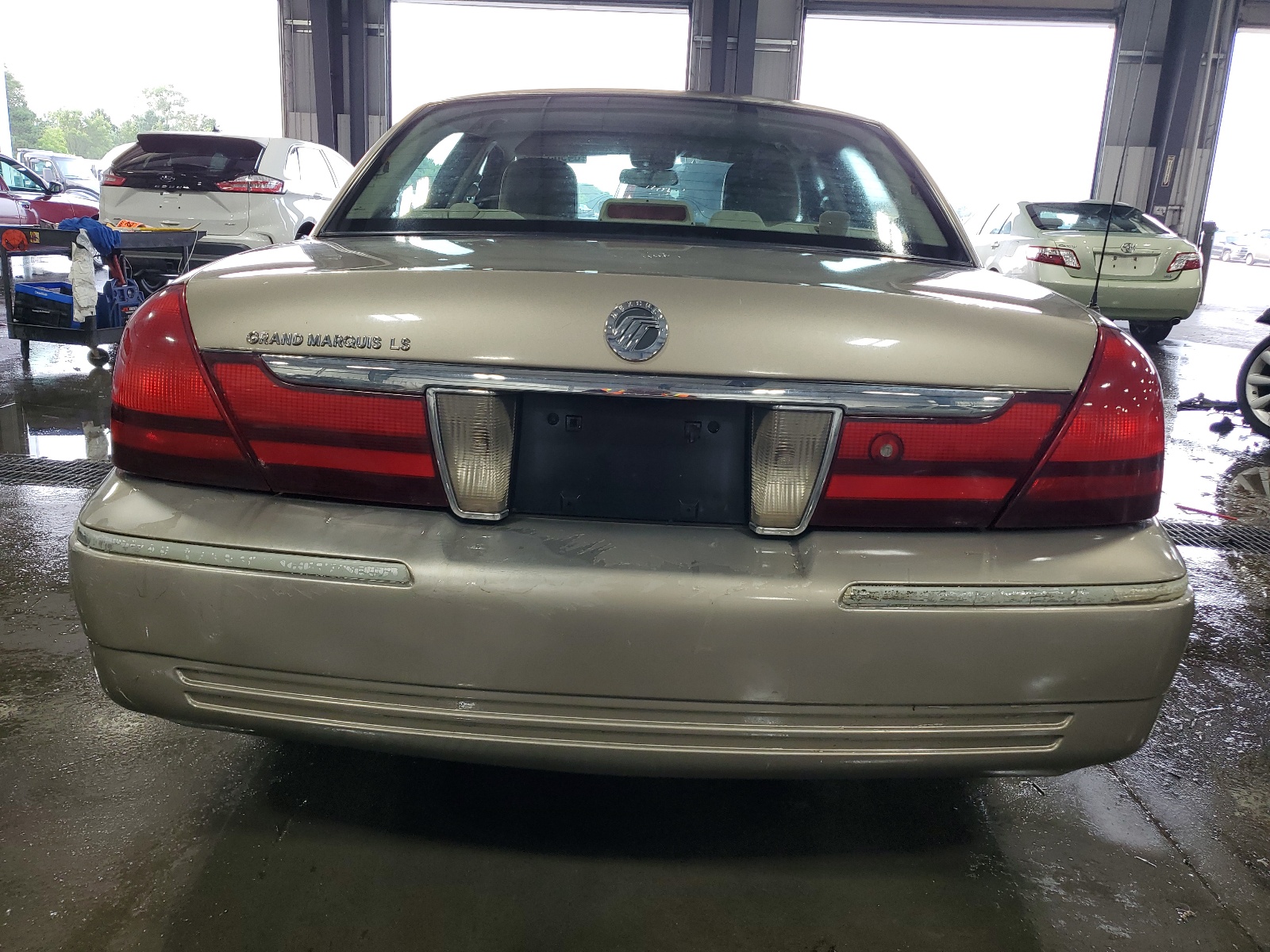 2MEFM75W95X650232 2005 Mercury Grand Marquis Ls