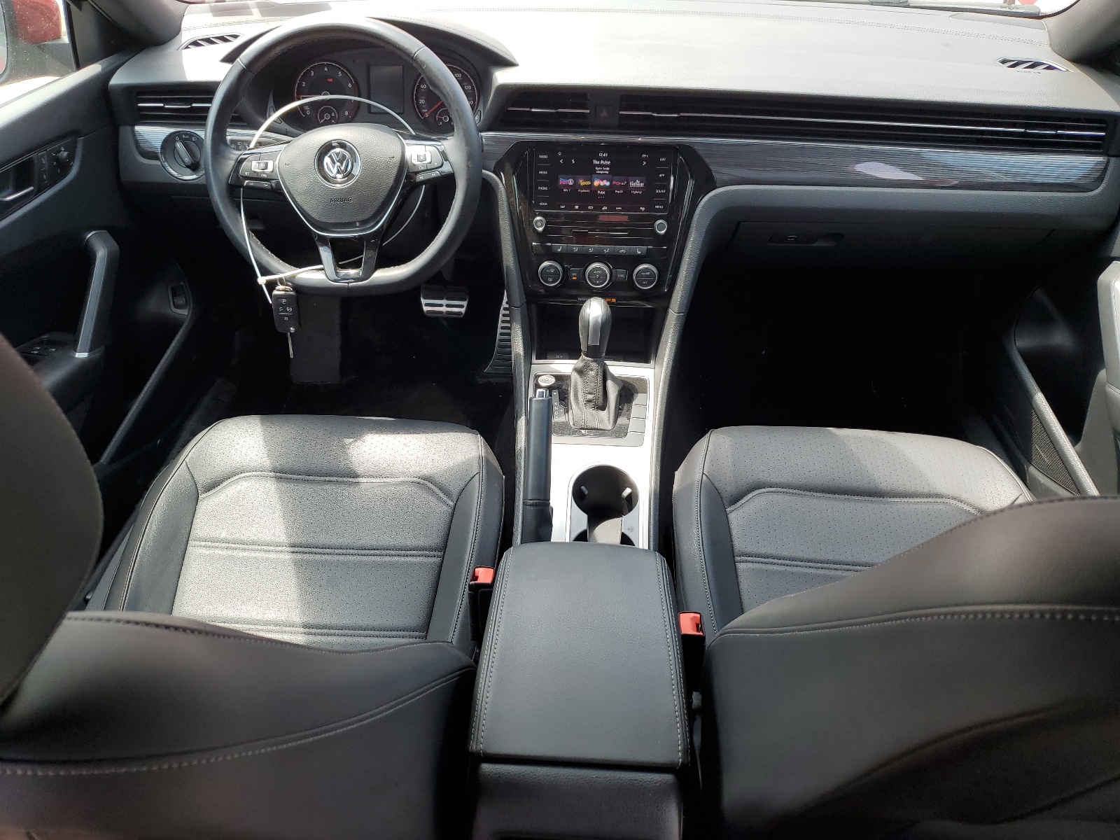 1VWMA7A36MC011652 2021 Volkswagen Passat R-Line