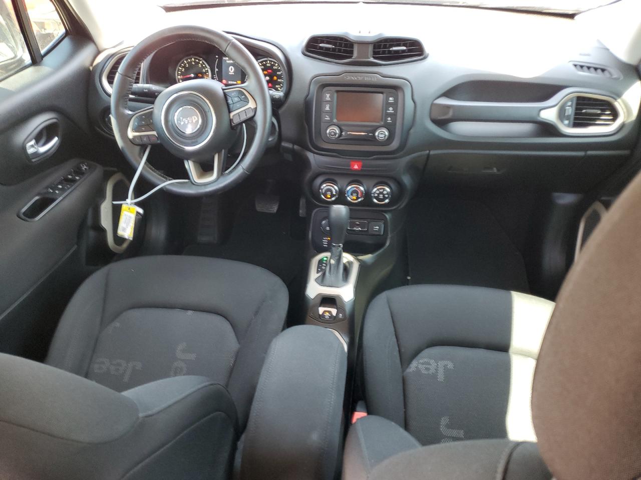 ZACCJBBB2HPG08922 2017 Jeep Renegade Latitude