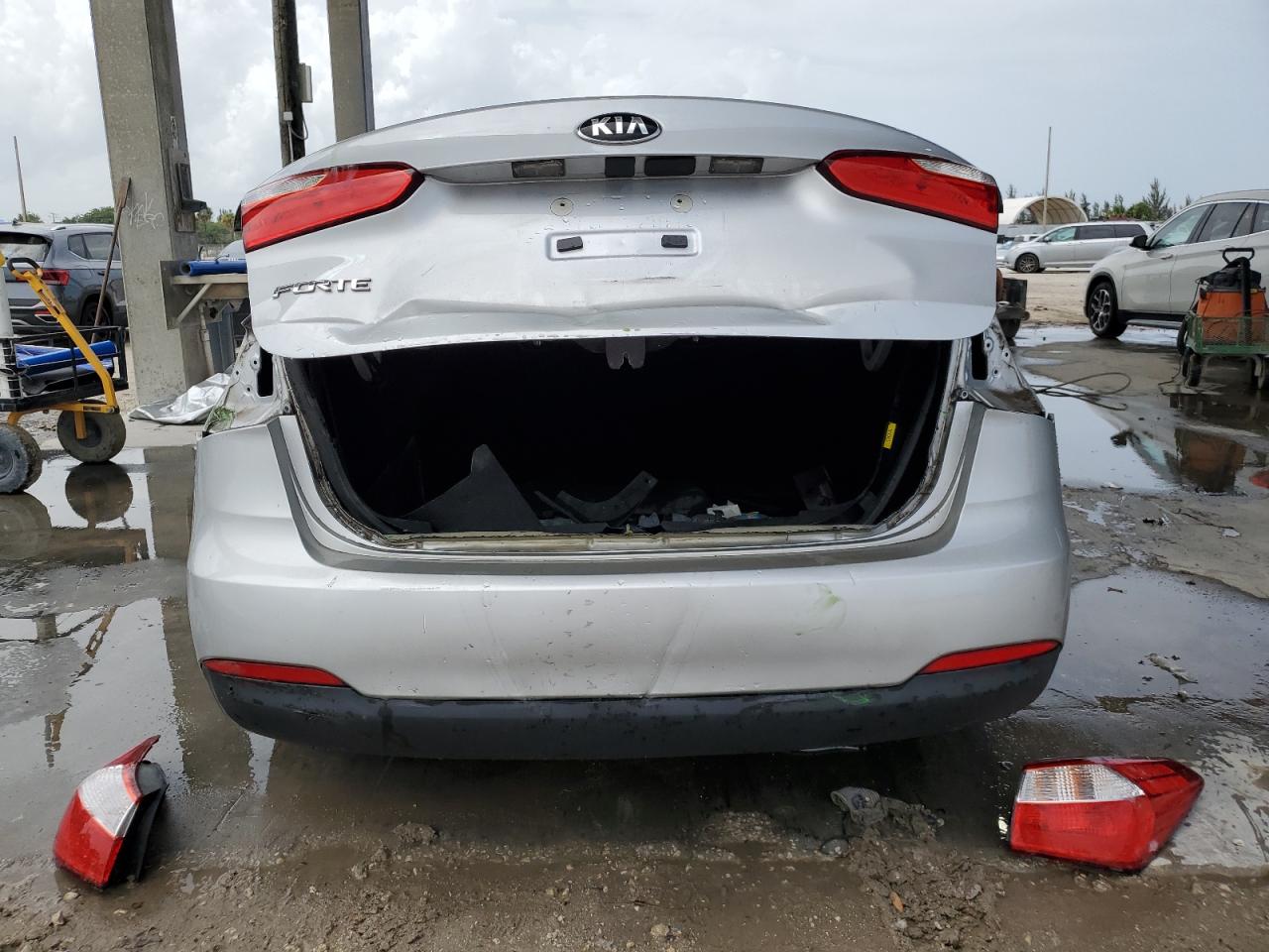 2016 Kia Forte Lx VIN: KNAFK4A62G5601063 Lot: 62256584