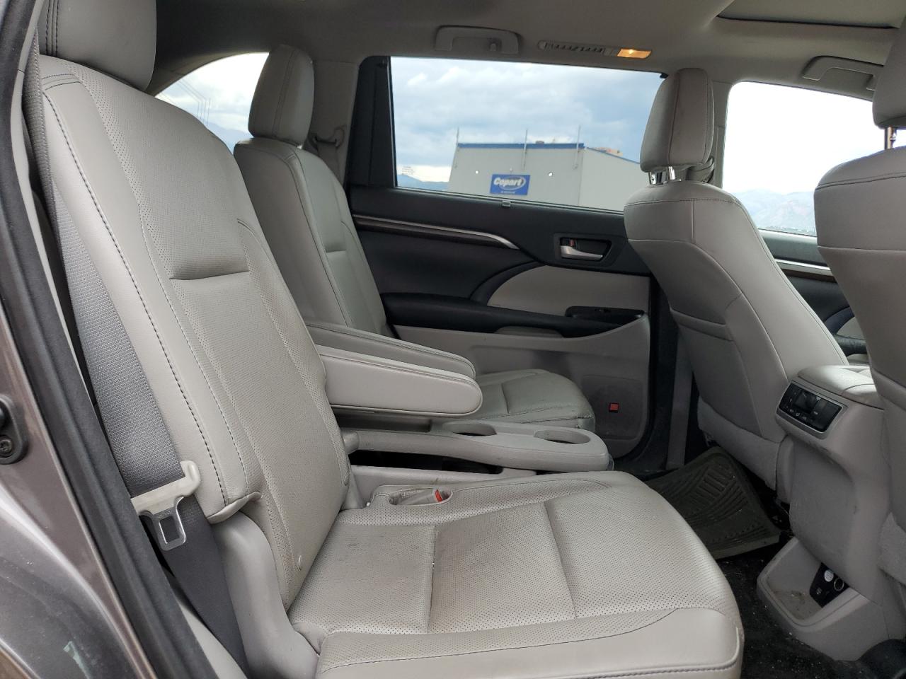 2015 Toyota Highlander Limited VIN: 5TDDKRFHXFS113053 Lot: 63355394