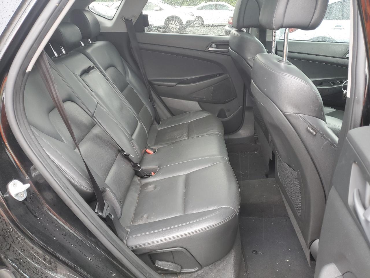 2016 Hyundai Tucson - Image 11