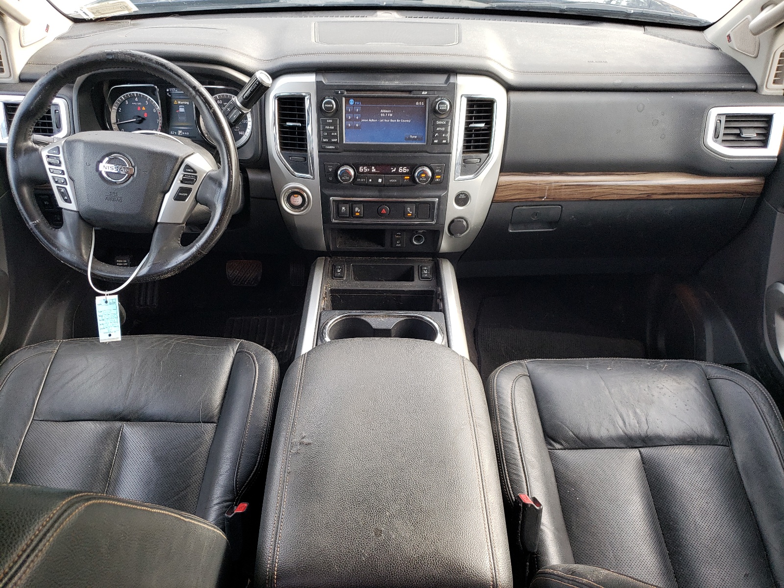 1N6AA1E61JN507561 2018 Nissan Titan Sv