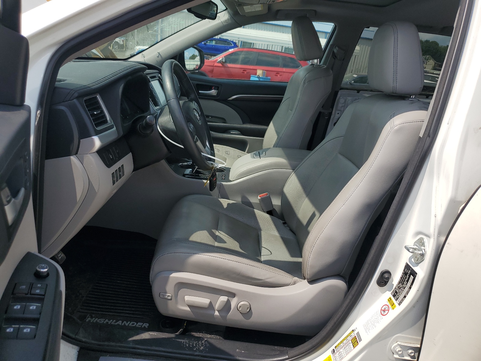 5TDDKRFH1GS347597 2016 Toyota Highlander Limited