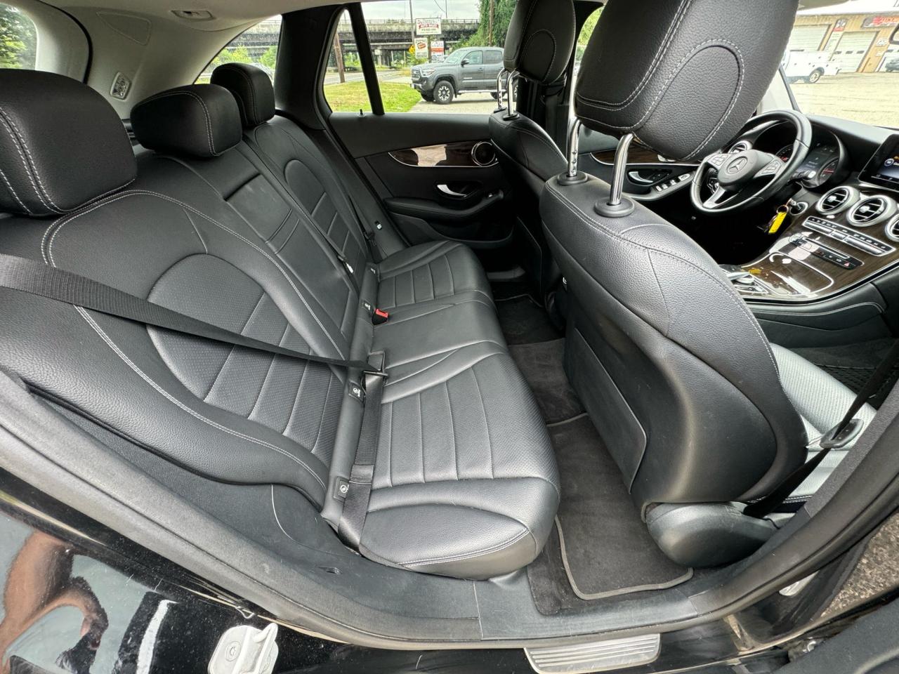 2016 Mercedes-Benz Glc 300 4Matic VIN: WDC0G4KB1GF030711 Lot: 64719954