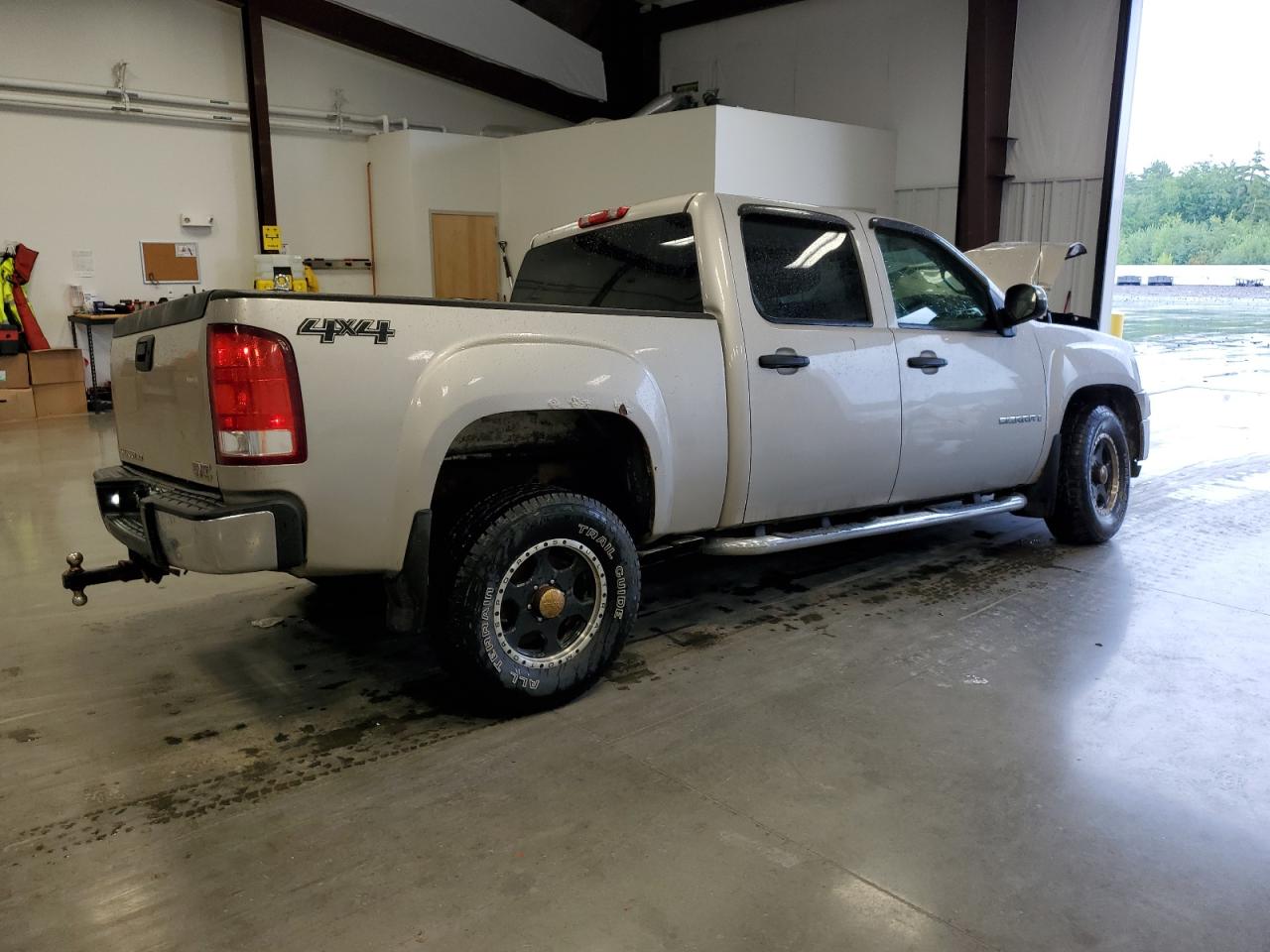 2008 GMC Sierra K1500 VIN: 2GTEK13M081155989 Lot: 63914234