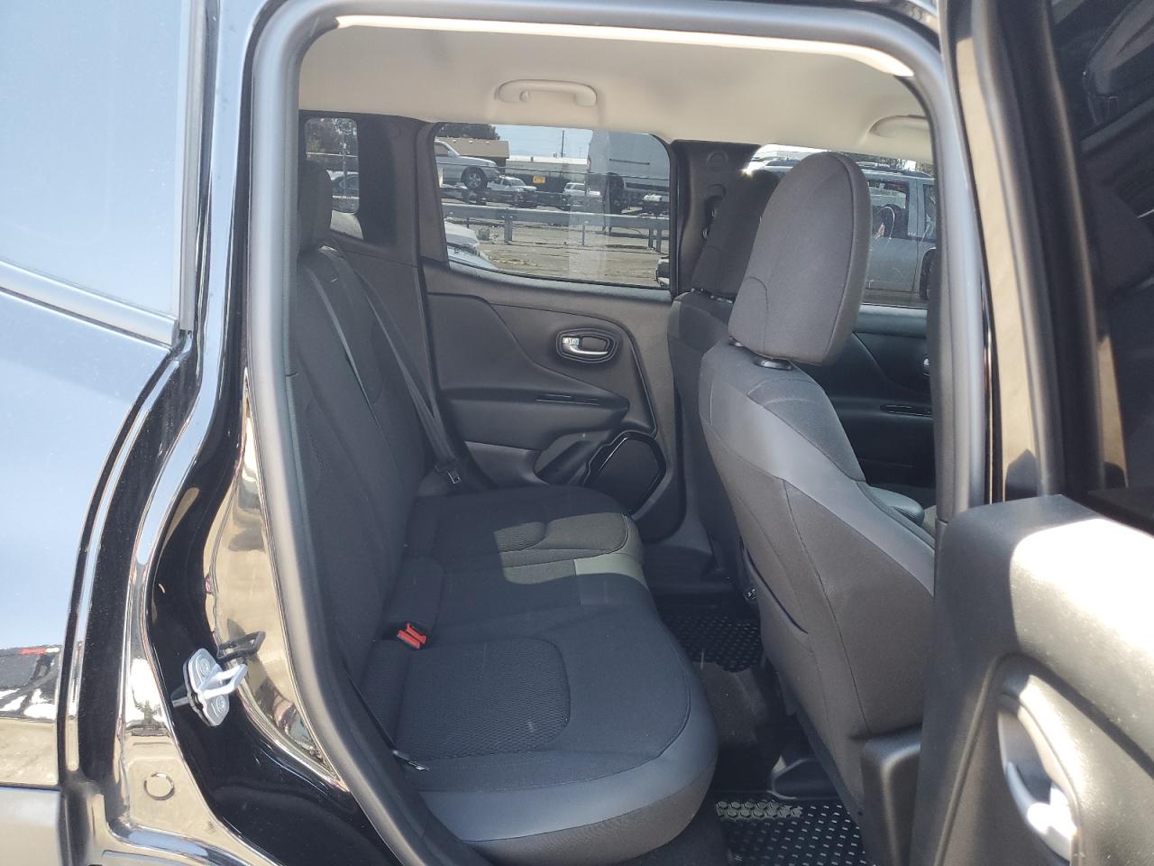 2018 Jeep Renegade Latitude VIN: ZACCJBBB1JPH21203 Lot: 61834594