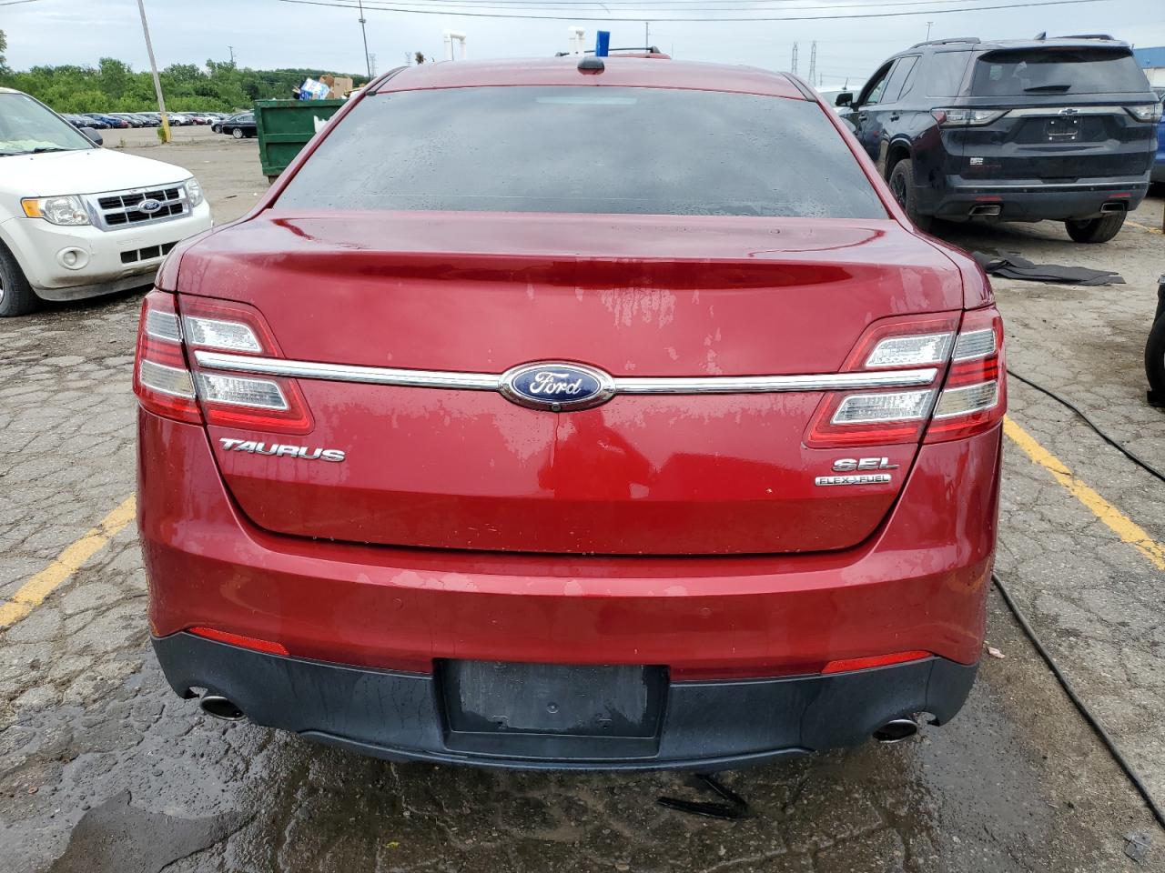 2014 Ford Taurus - Image 6
