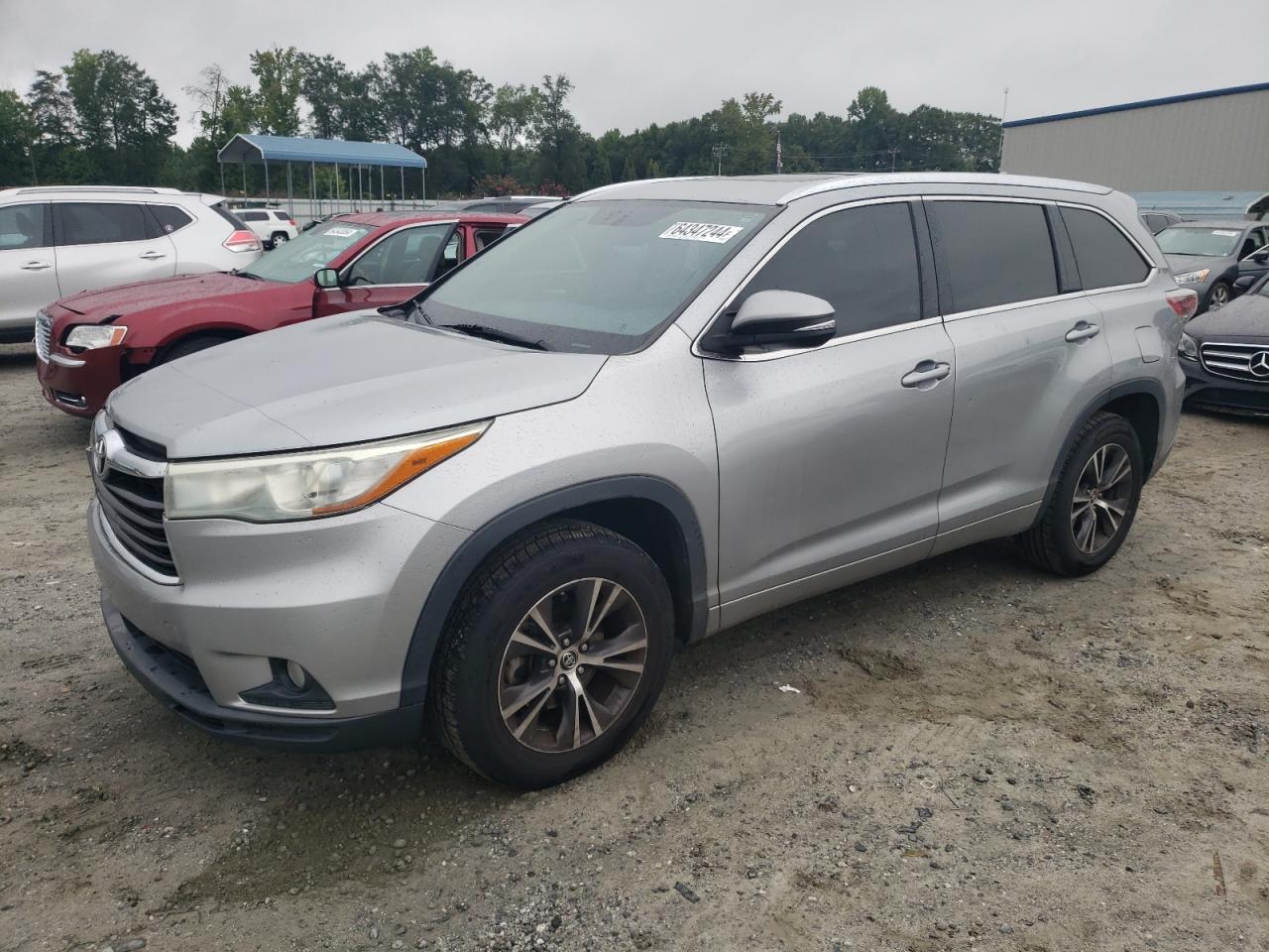 2016 Toyota Highlander Xle VIN: 5TDKKRFH1GS145902 Lot: 64347244