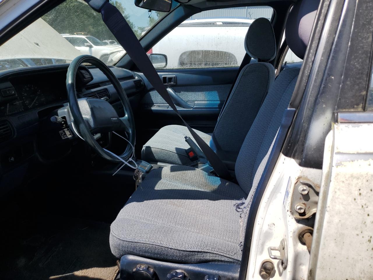 JT2SV21J5K0023637 1989 Toyota Camry Dlx