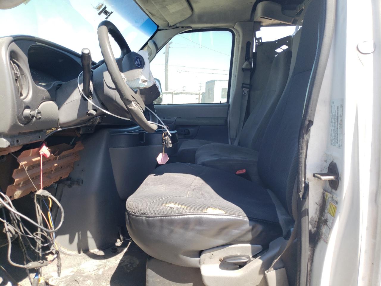 2006 Ford Econoline E350 Super Duty Van VIN: 1FTSE34L66DB45657 Lot: 65350094