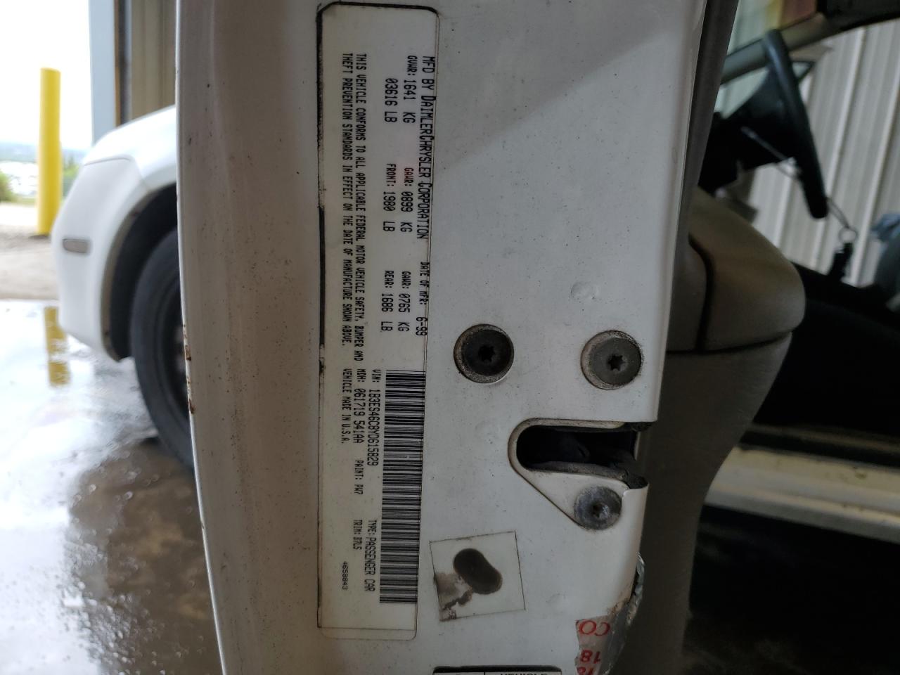 2000 Dodge Neon Base VIN: 1B3ES46C8YD615829 Lot: 64235964