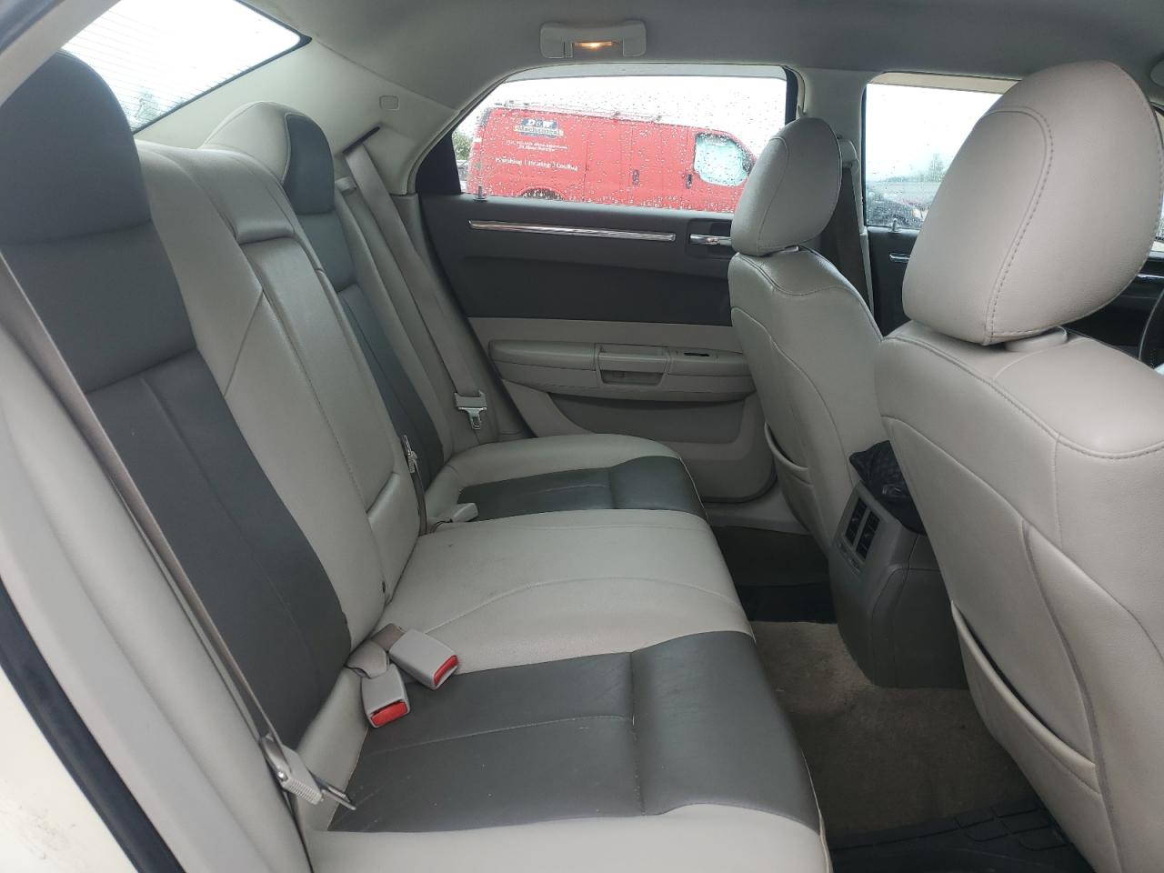 2008 Chrysler 300 Touring VIN: 2C3LA53G08H319622 Lot: 62108134