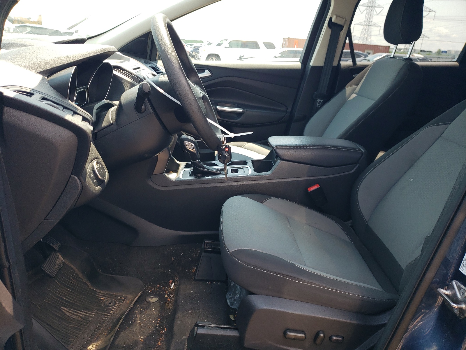 1FMCU0GD5JUB46068 2018 Ford Escape Se