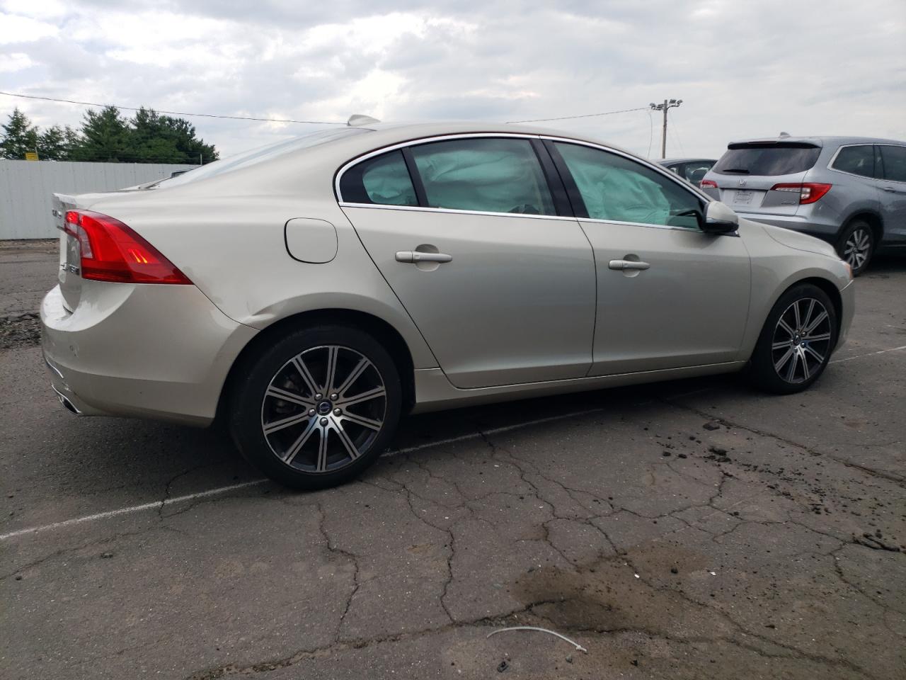 2019 Volvo S60 Platinum VIN: LYV402TM4JB165792 Lot: 63076324