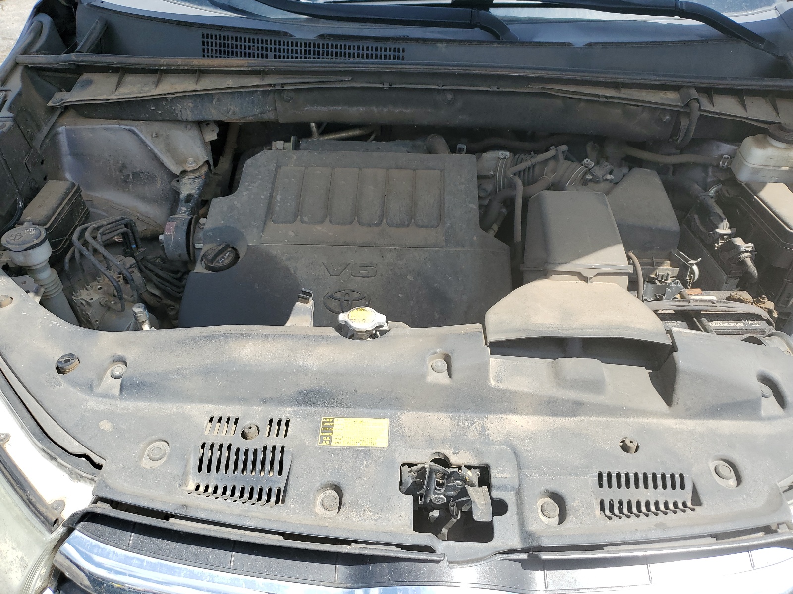 5TDKKRFH1ES023537 2014 Toyota Highlander Xle