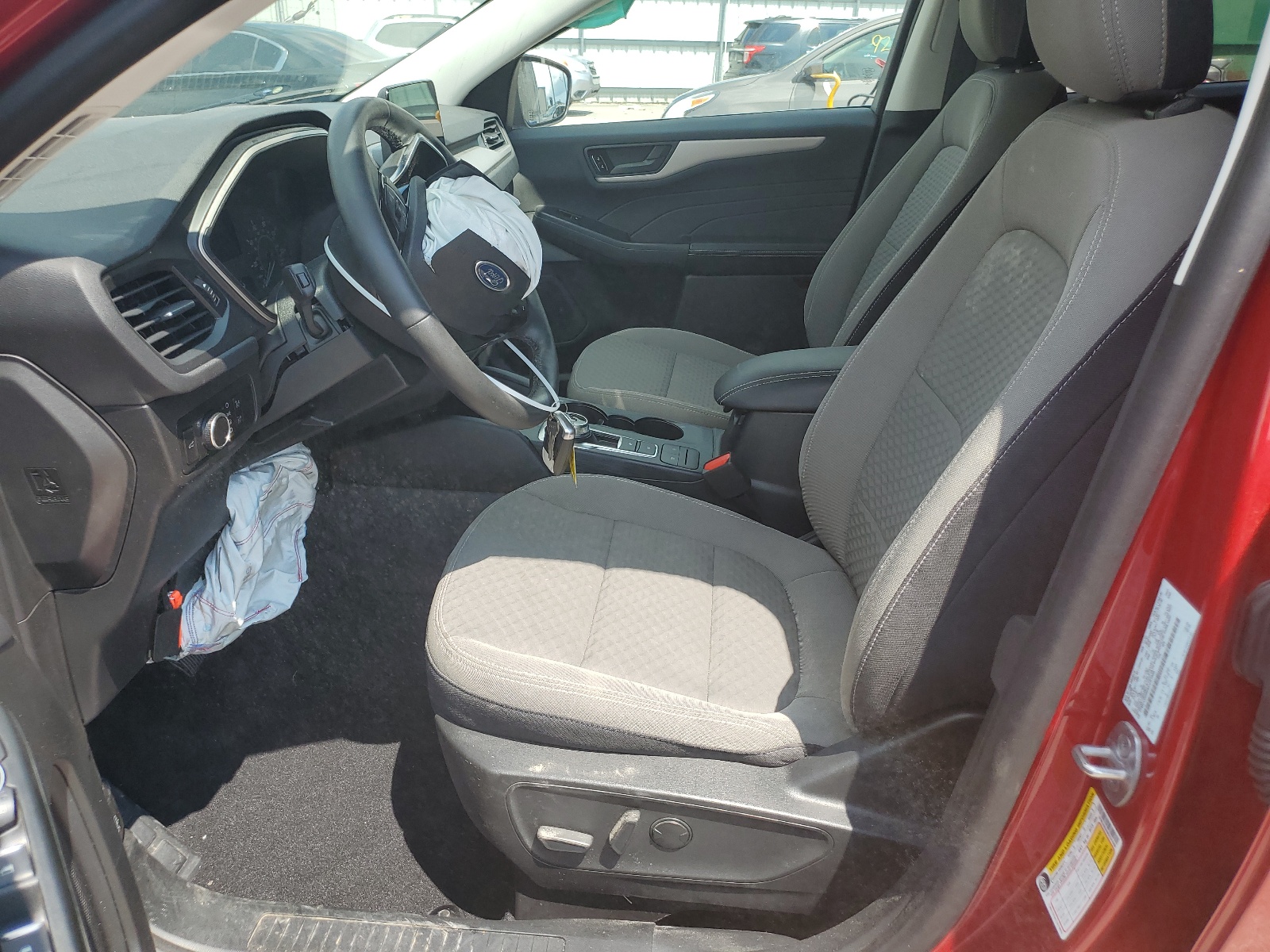 1FMCU0G66NUC01909 2022 Ford Escape Se