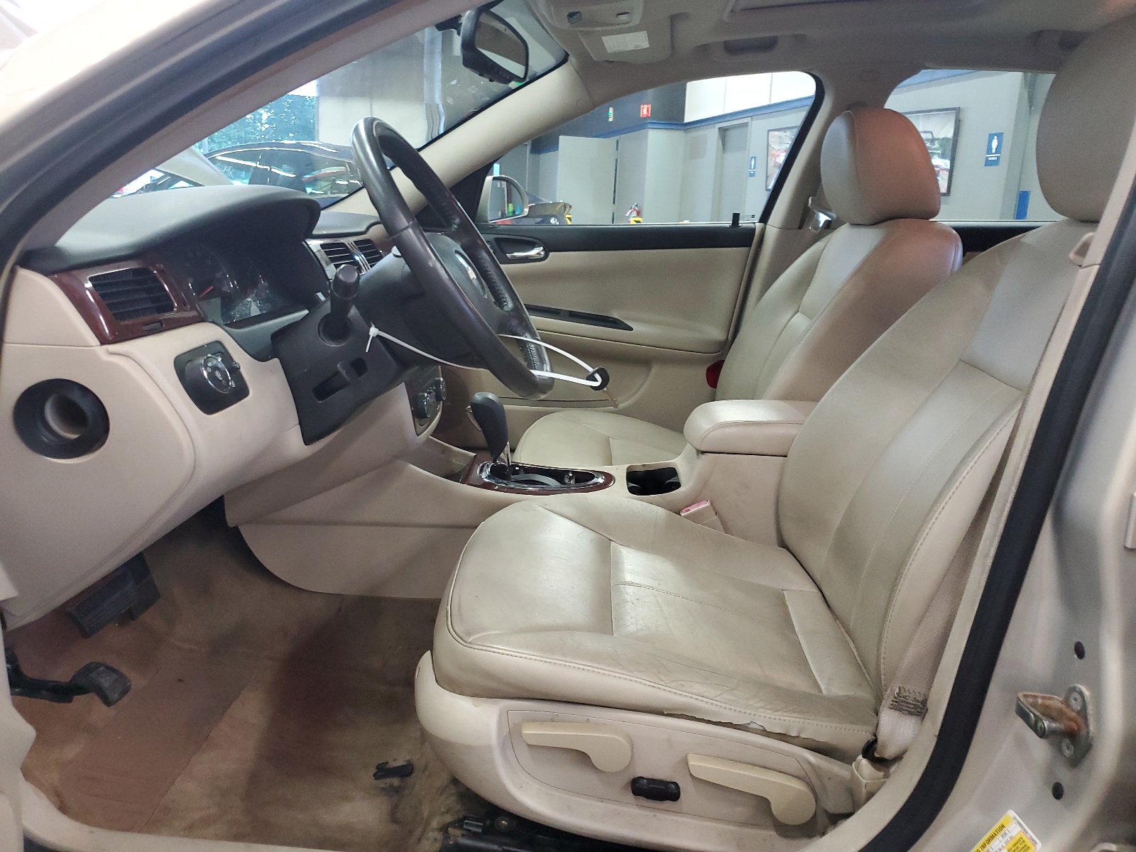 2G1WB5EN9A1184858 2010 Chevrolet Impala Lt