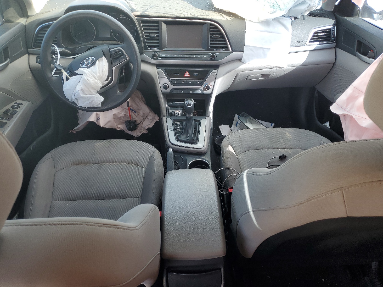 5NPD84LF5JH298261 2018 Hyundai Elantra Sel