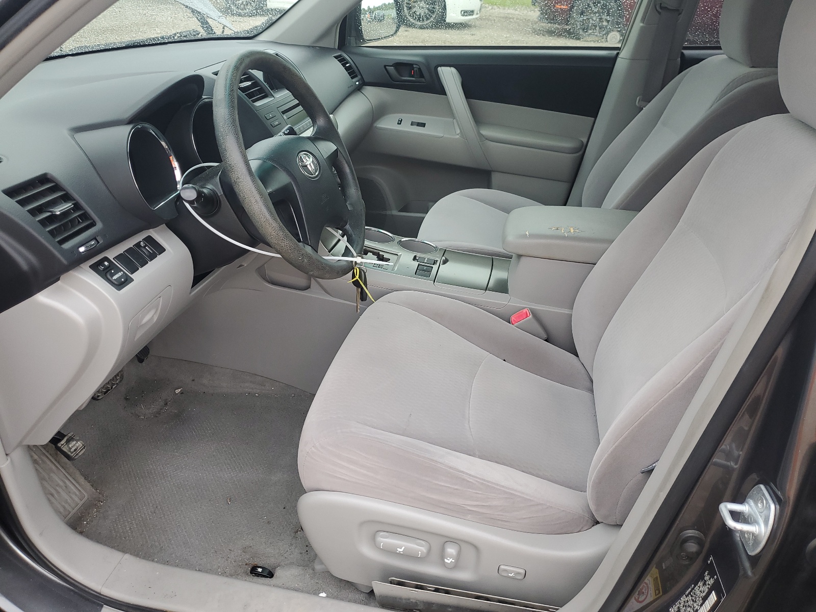 JTEDA41AX92005765 2009 Toyota Highlander