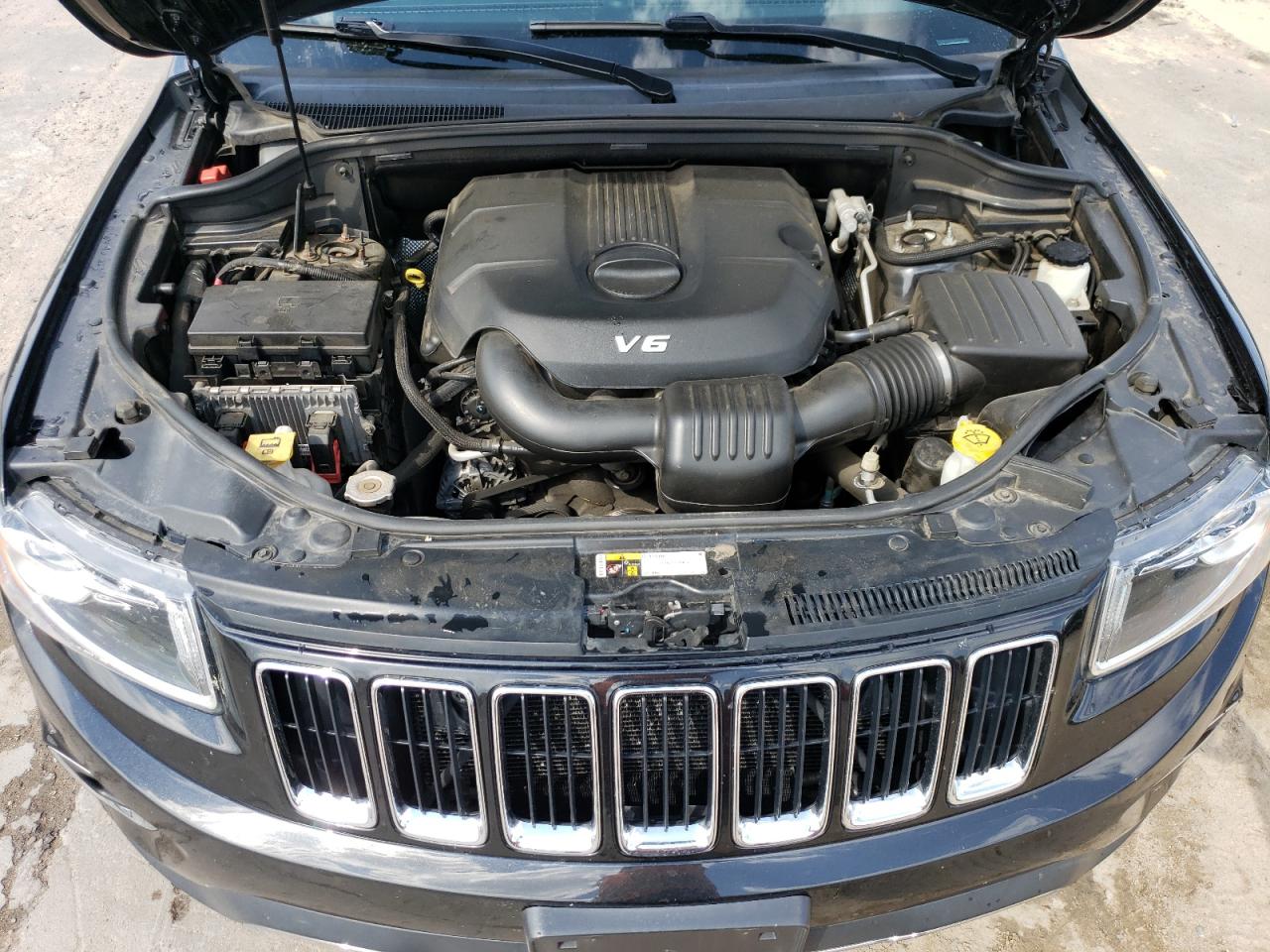 2015 Jeep Grand Cherokee Limited VIN: 1C4RJFBGXFC698299 Lot: 62735444