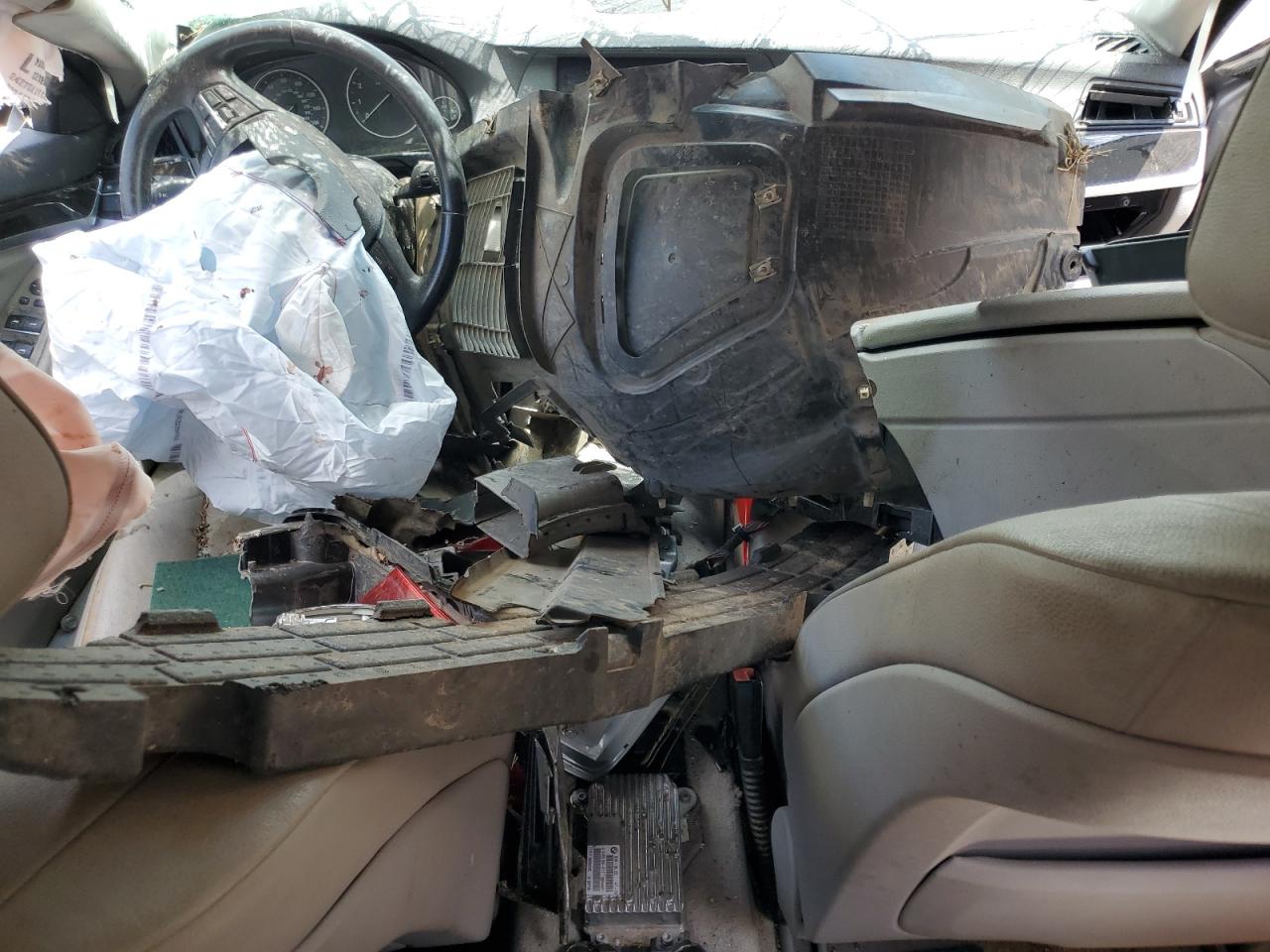 2011 BMW 528 I VIN: WBAFR1C52BC744257 Lot: 61004364