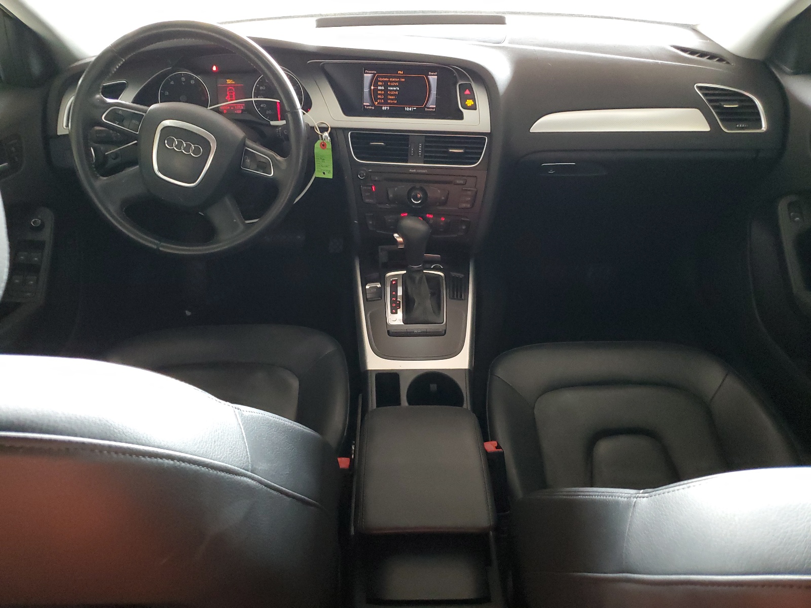 WAUAFAFL7BN019349 2011 Audi A4 Premium