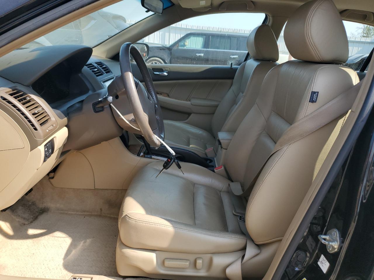 2004 Honda Accord Ex VIN: 1HGCM66524A065988 Lot: 62897644