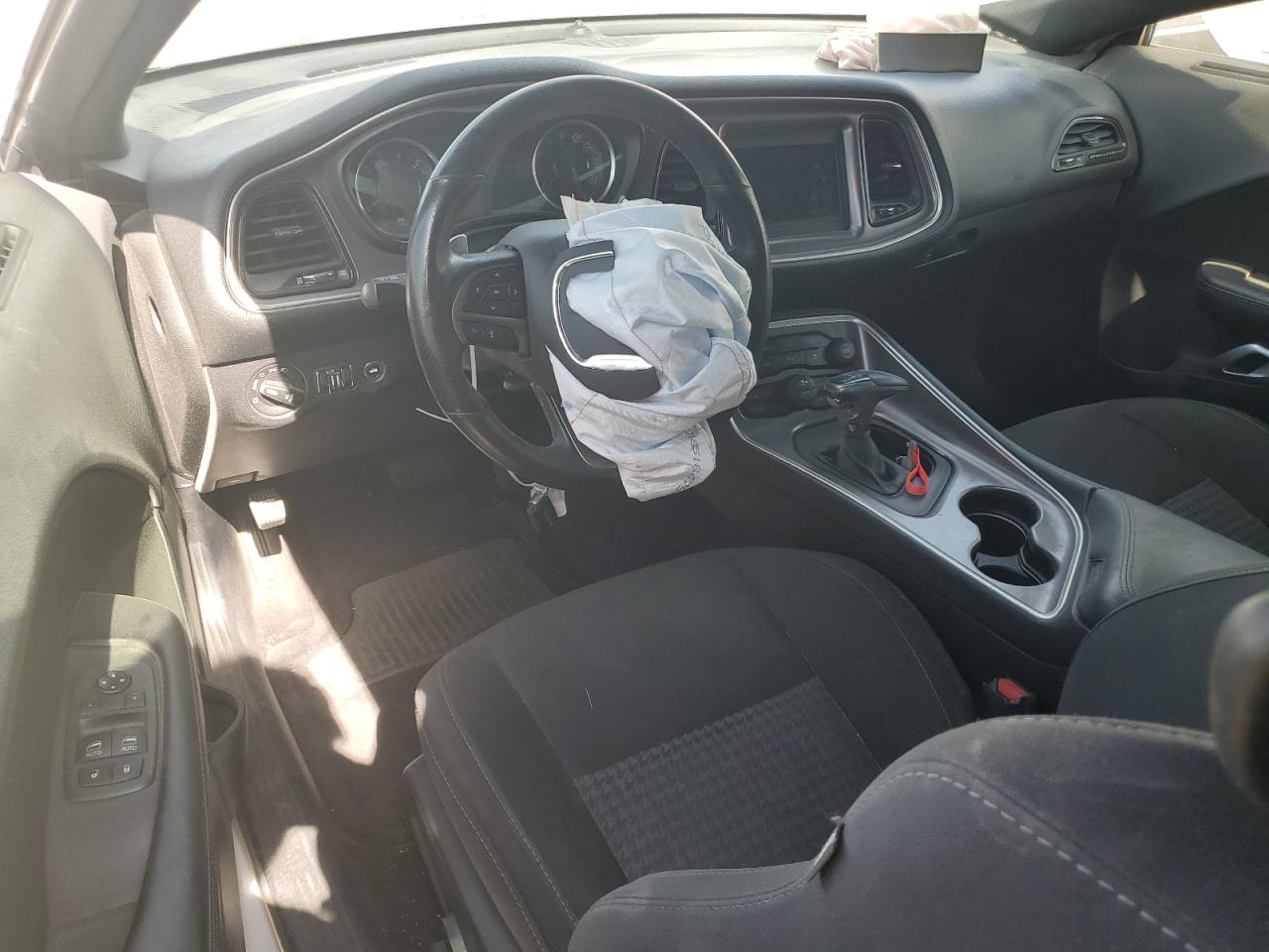 2019 Dodge Challenger - Image 8