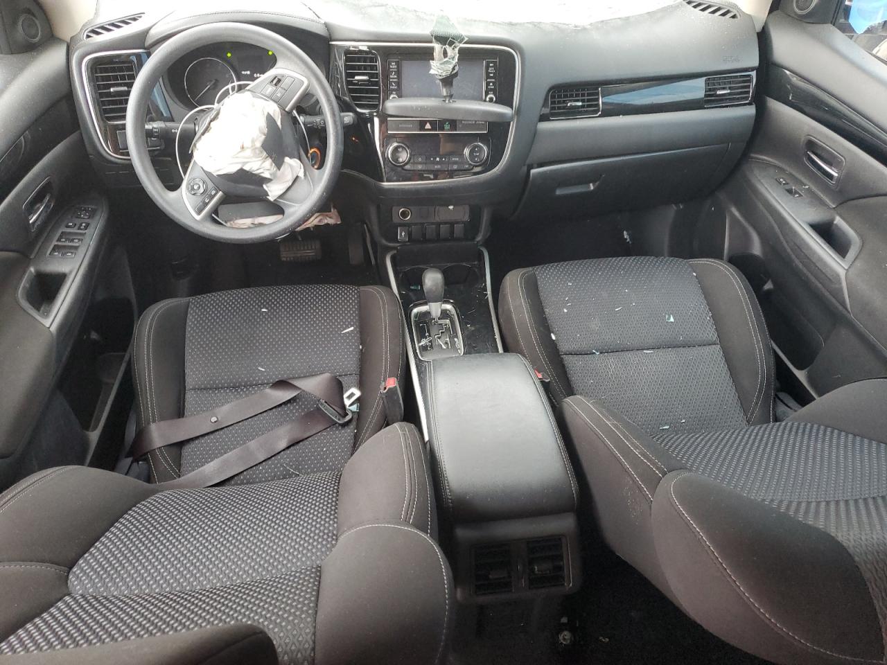 JA4AD2A37KZ055809 2019 Mitsubishi Outlander Es