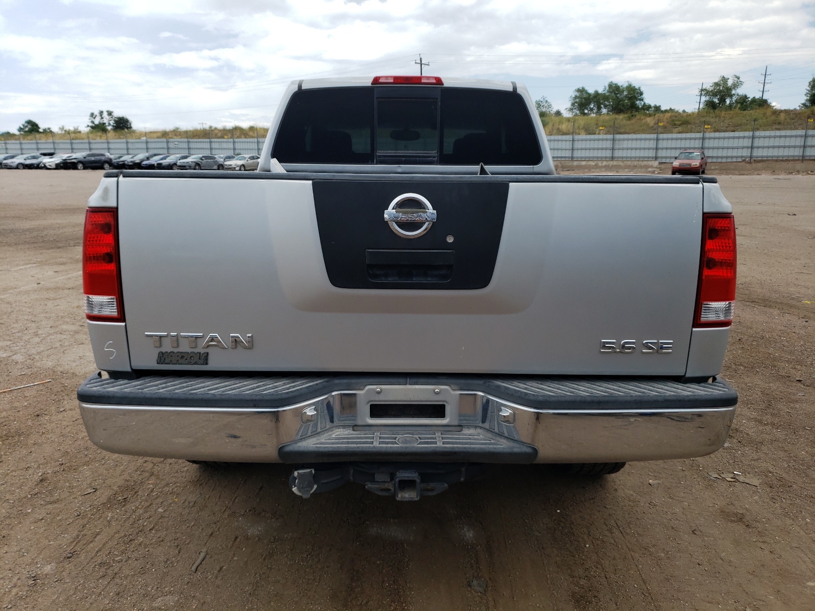 1N6AA06BX4N532288 2004 Nissan Titan Xe