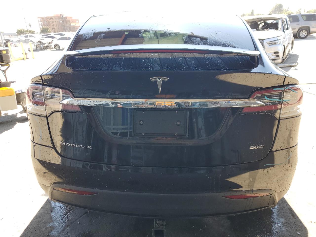 2016 Tesla Model X VIN: 5YJXCBE2XGF008470 Lot: 63191934