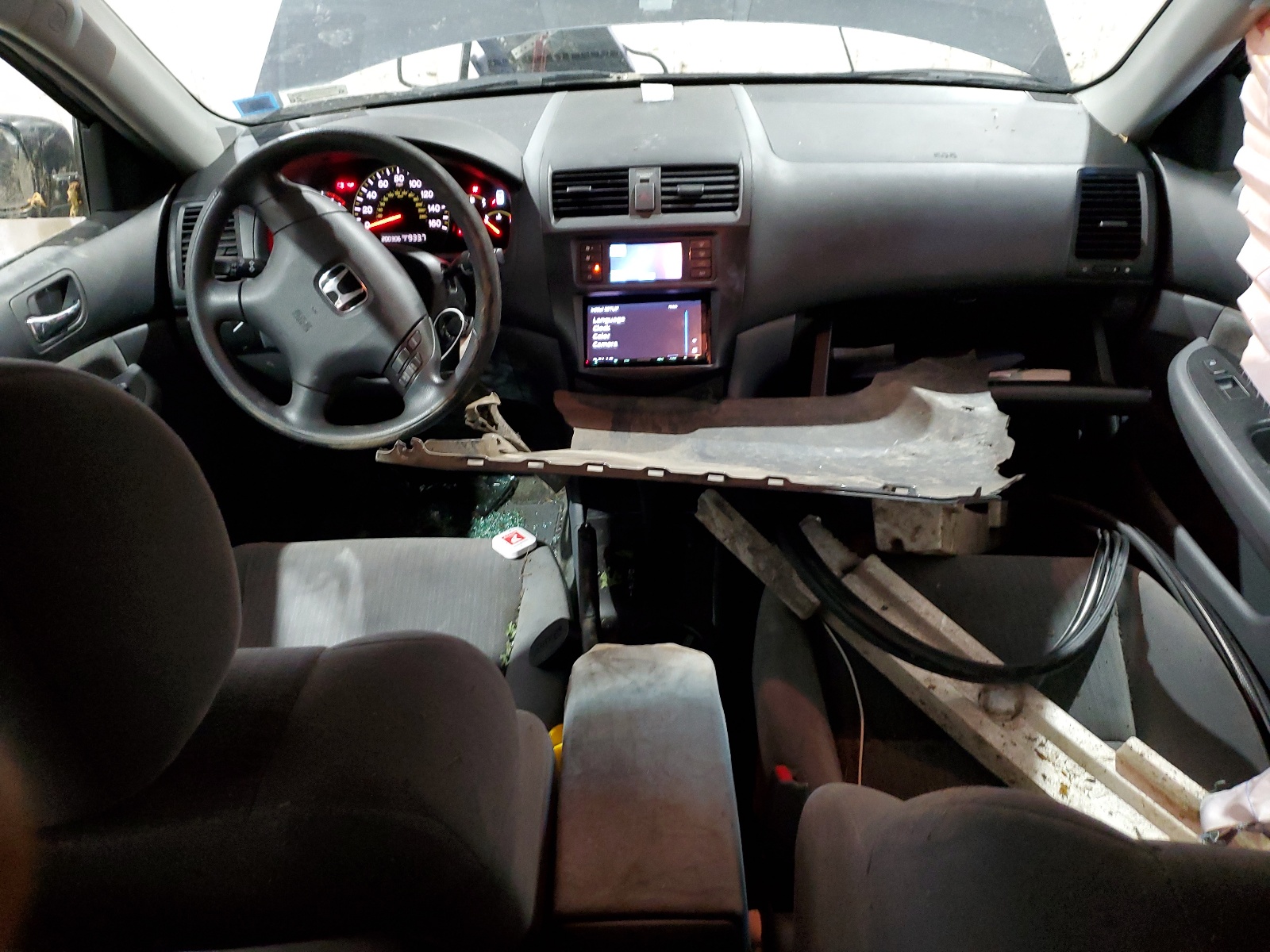 1HGCM56445A103983 2005 Honda Accord Lx